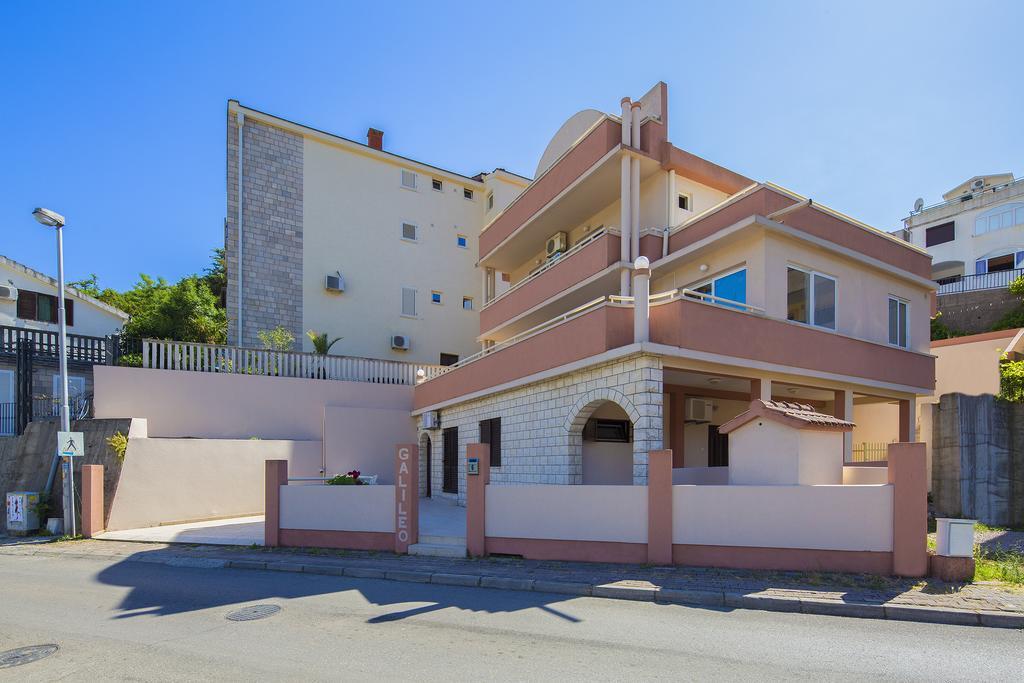Apartments Vila Galileo Budva Eksteriør billede